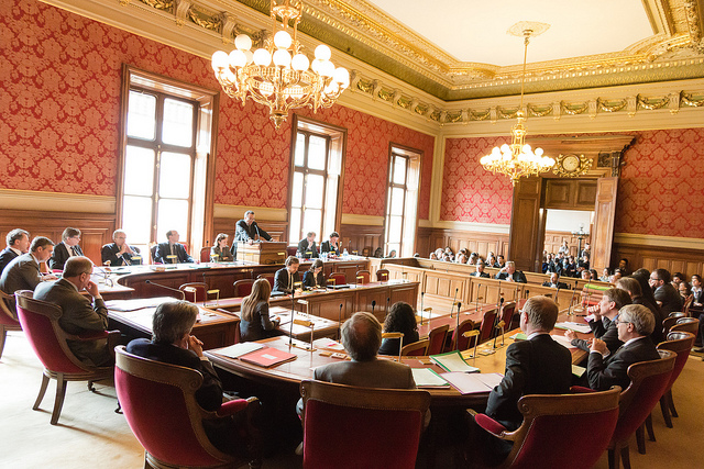 <b></b><br /><br /><br />