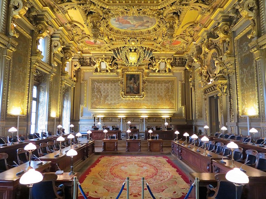 <b></b><br /><br /><br />